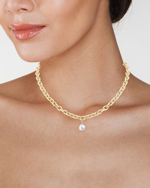 Chain Necklace with Glass Pearl
